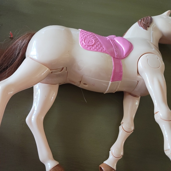 BARBIE PLAY SET - Picture 4 of 17